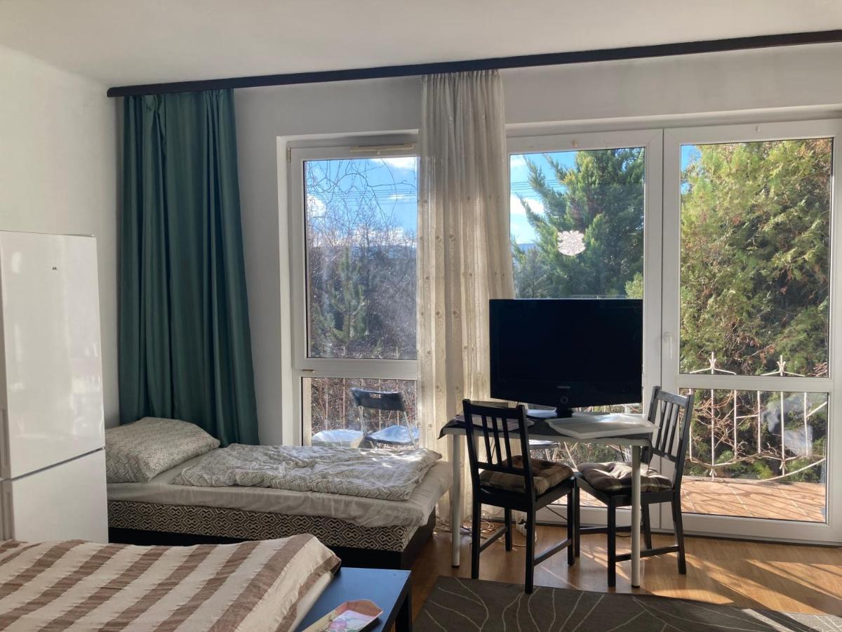 Apartman-Donau Tát Екстериор снимка