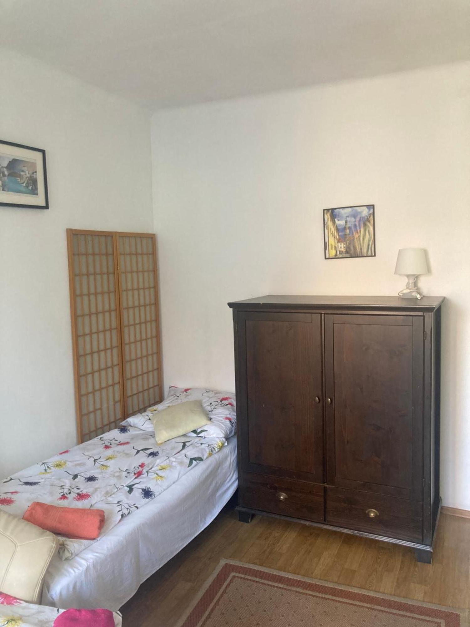 Apartman-Donau Tát Екстериор снимка