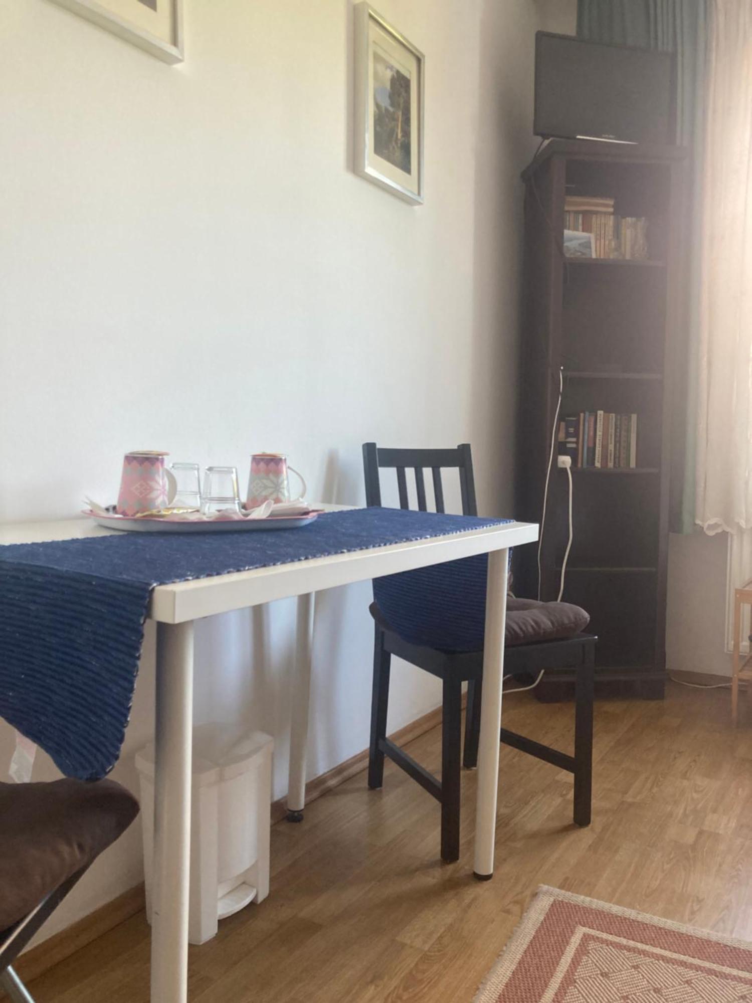 Apartman-Donau Tát Екстериор снимка