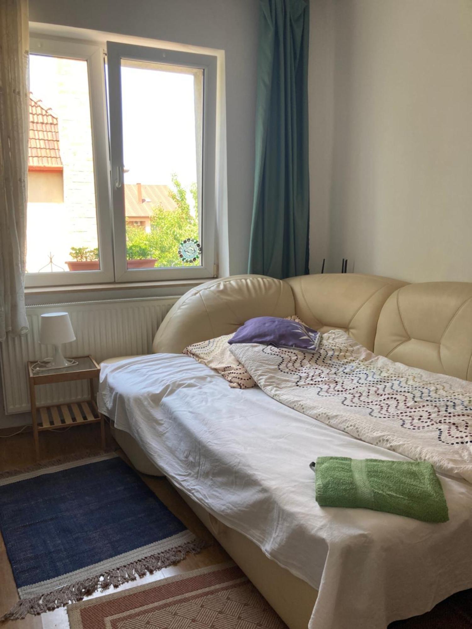 Apartman-Donau Tát Екстериор снимка
